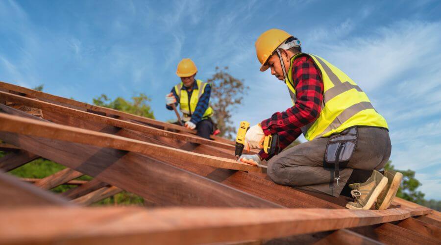Professional residential roofers in Fortuna, ND